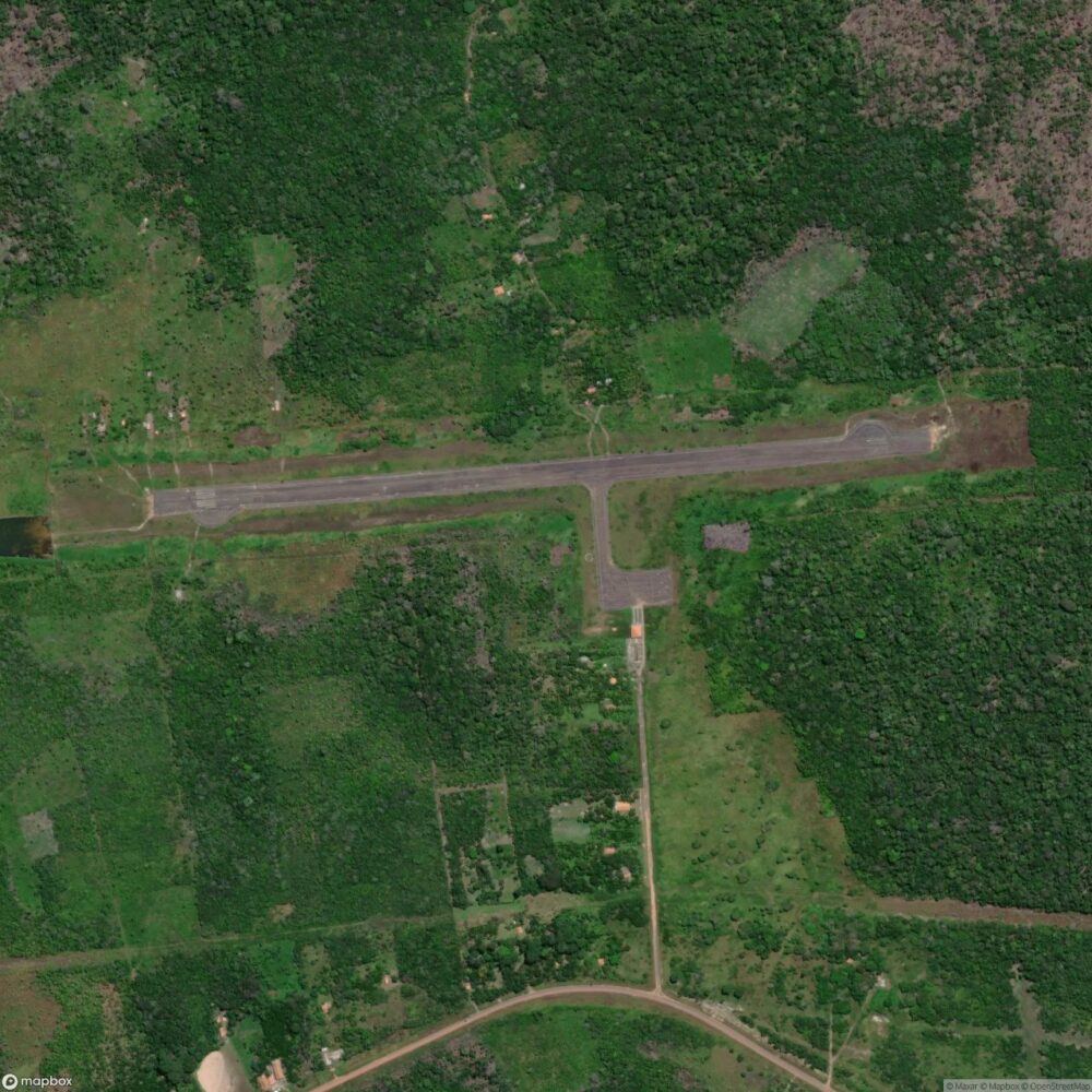 New Camet├í Airport