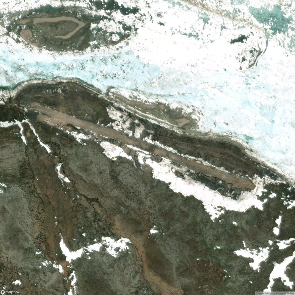 Kugluktuk Airport