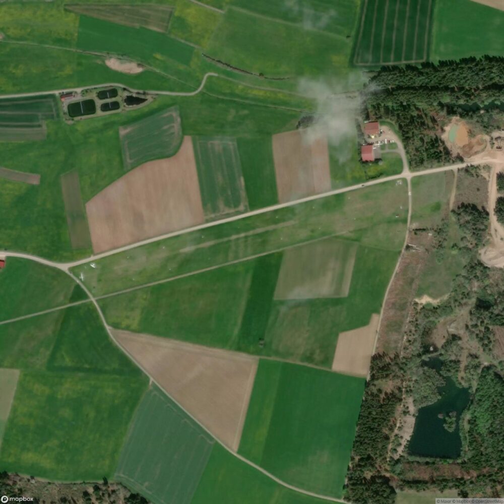 Reiselfingen Airfield