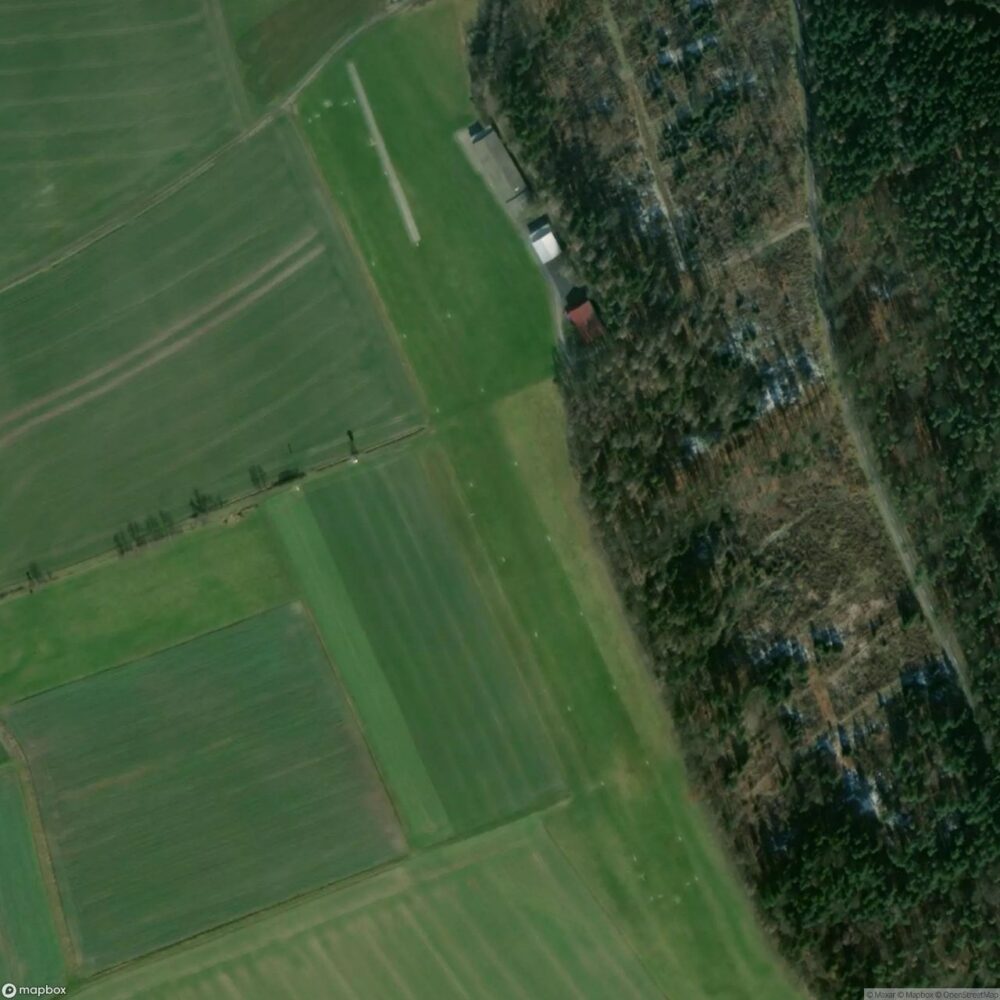 Pl├ñtzer Airfield