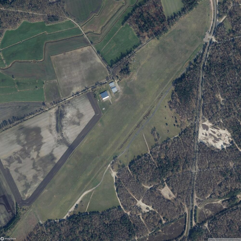 Gro├ƒe H├Âhe Airfield