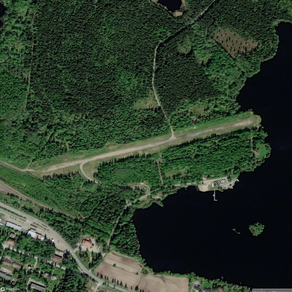 M├ñntt├ñ - Sassi Airfield