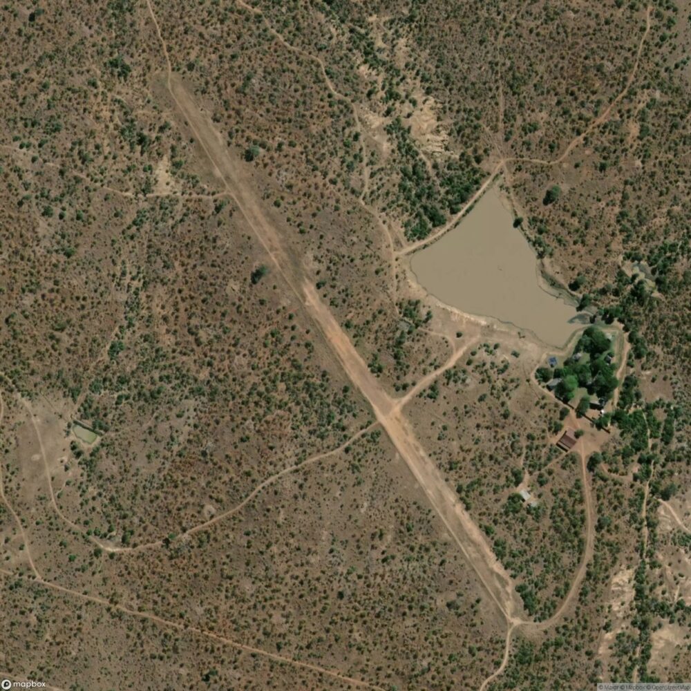 Thulamahashi Airport