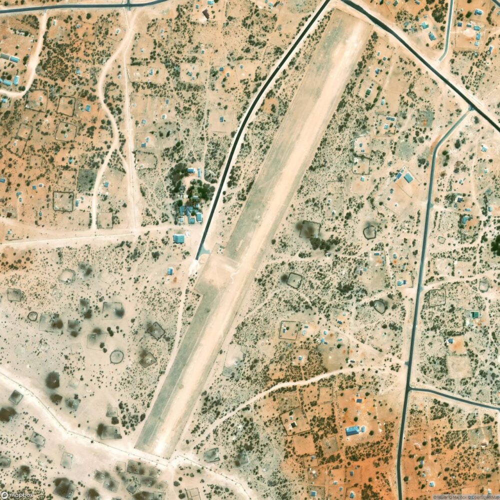 Hukuntsi Airport