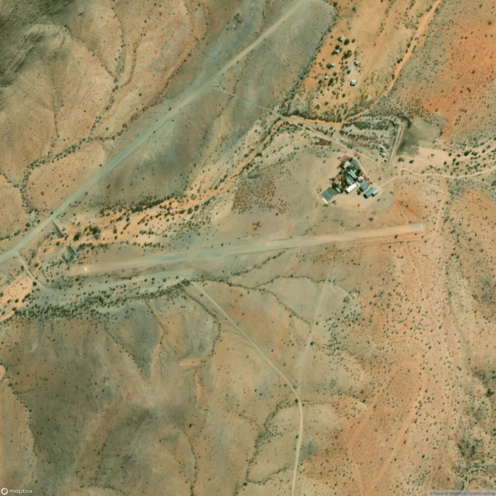 Rooisand Airport