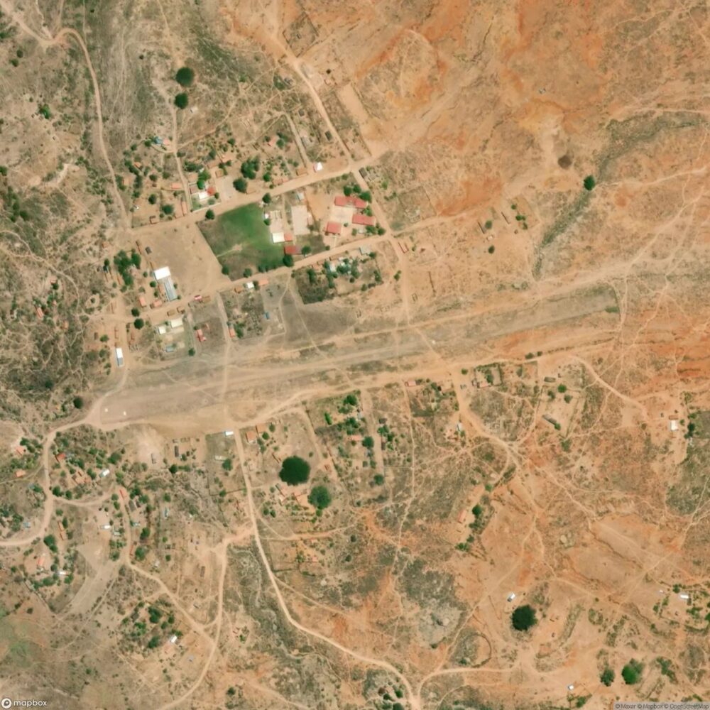 Los Gavilanes Airport