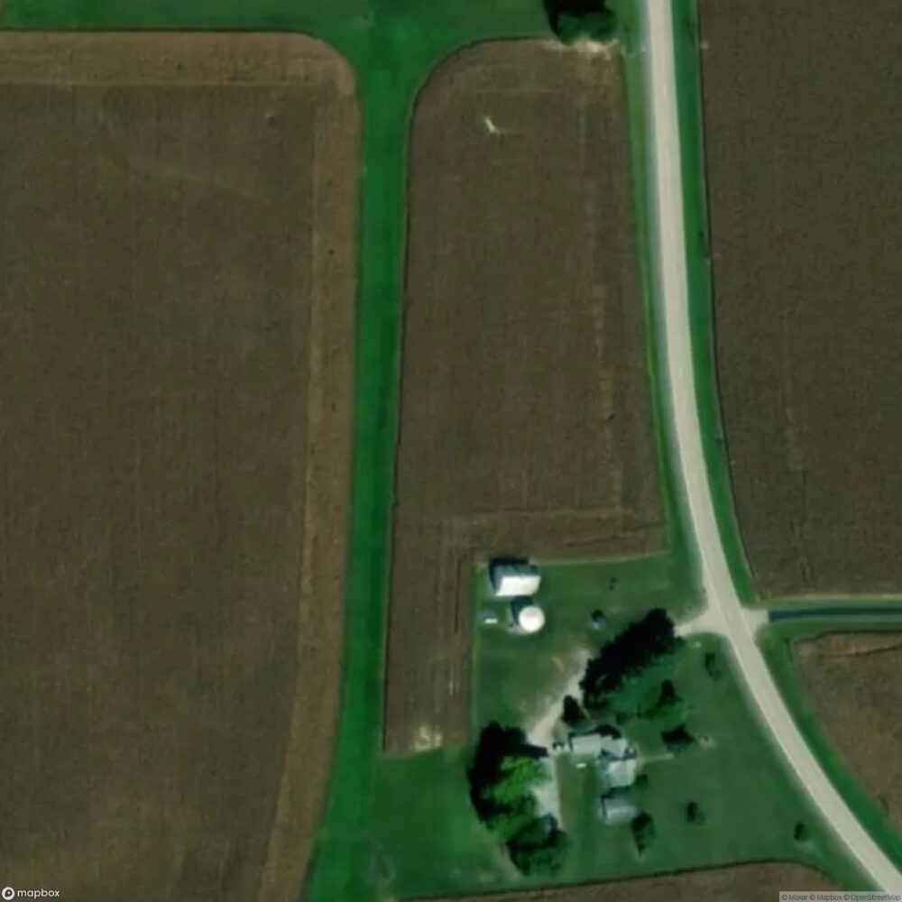 Le Roy Airport
