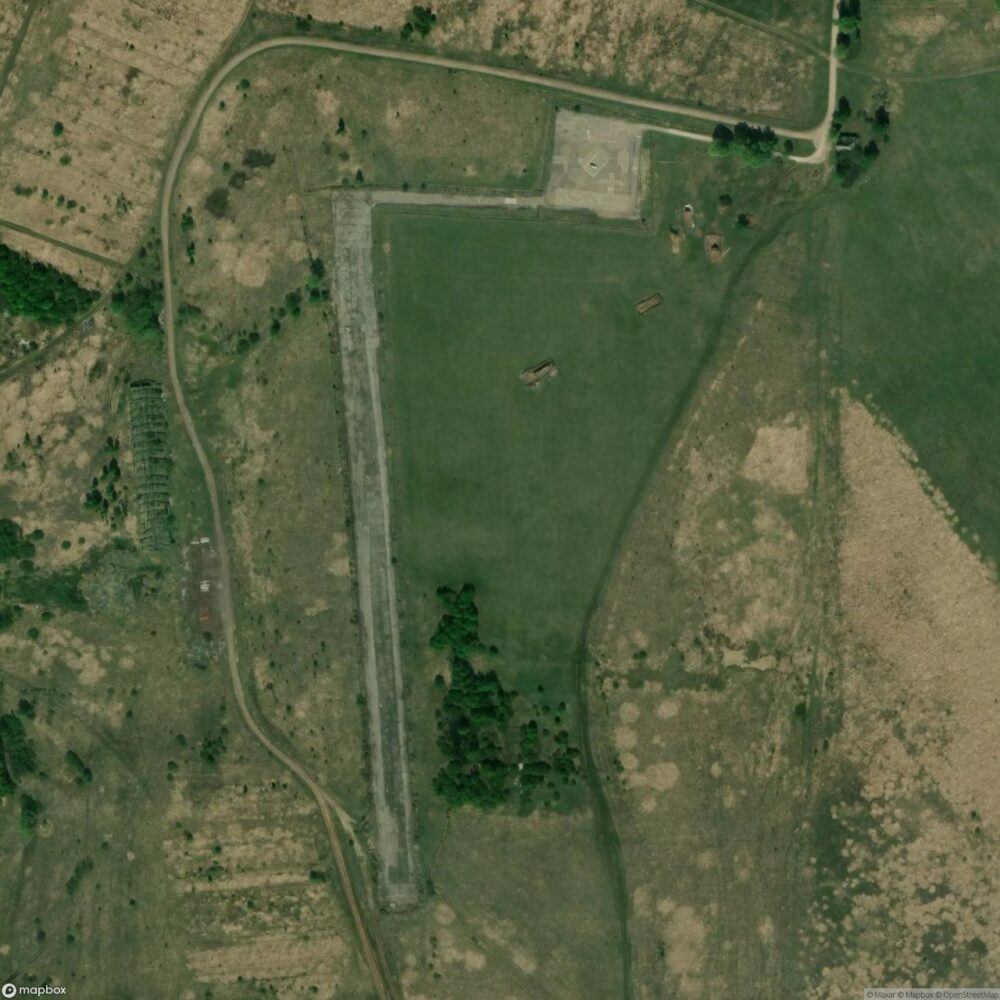 Kadom Airport